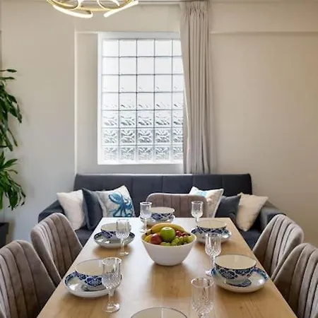 Apartament New Cozy In Crete Coast With Pool And Dining Area