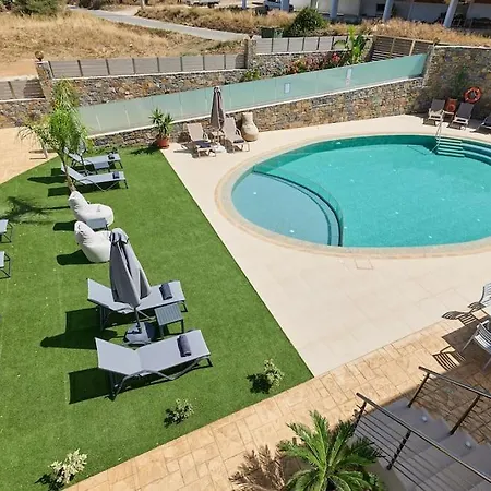 New Cozy In Crete Coast With Pool And Dining Area *