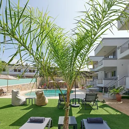 New Cozy In Crete Coast With Pool And Dining Area * Magnisía