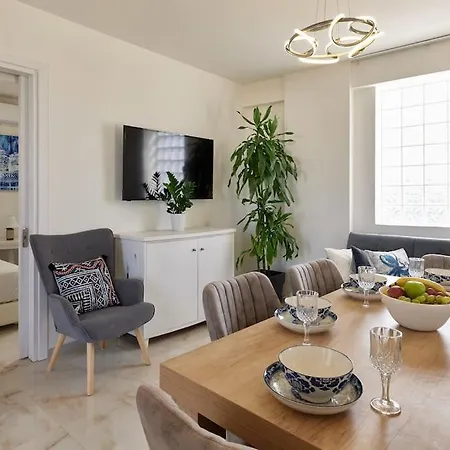 New Cozy In Crete Coast With Pool And Dining Area Apartment Magnisía