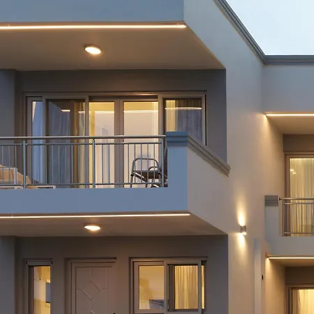 New Cozy In Crete Coast With Pool And Dining Area Apartment Magnisía